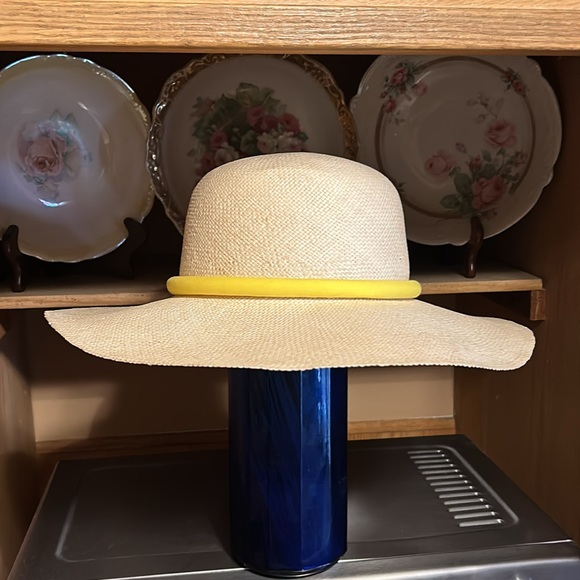 Women’s Beautiful Beach Basket Weave wide rim Hat with yellow ribbon on rim - Picture 2 of 6
